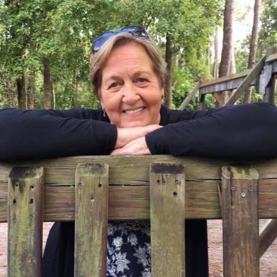 GiGi, Jennifer's mom