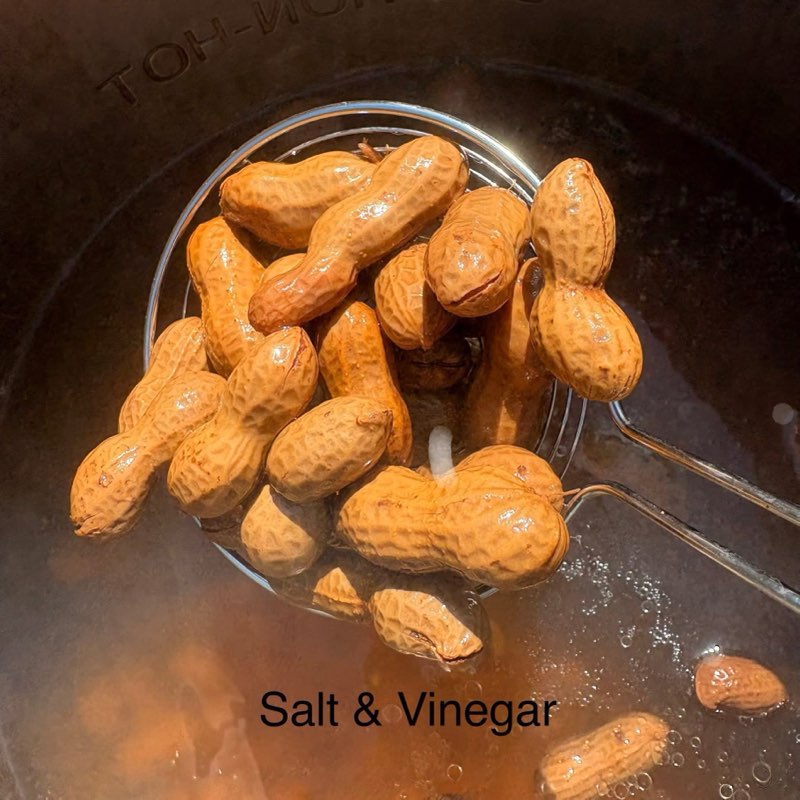 Salt & Vinegar boiled peanuts